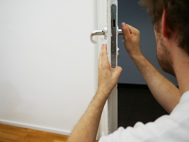 door lock installation