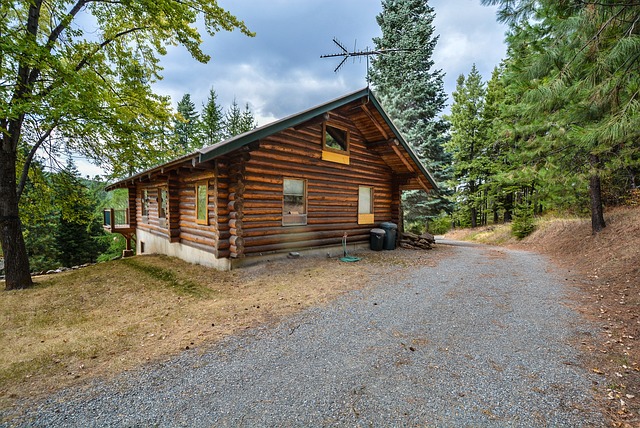 How Log Cabin Kits Can Turn Your Vacation Home Dream into a Reality