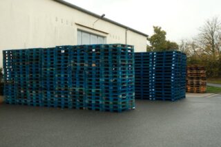 How Bunded Pallets Support Sustainable Industrial Practices