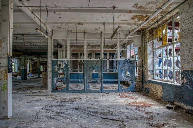 How to Stay Safe Around Asbestos: 7 Management Tips That Actually Work